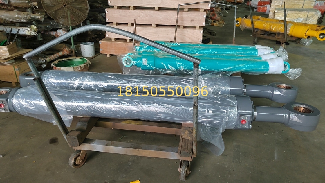 94062194    Liehberr R966   arm  hydraulic cylinder Liebherr excavator spare parts heavy equipment  components