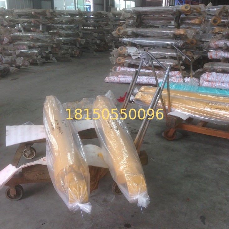Komatsu PC300-6 , PC300LC-6 bucket cylinder, 207-63-02130 , 207-63-X2130 ,   207-63-02131 , 207-63-02531 , 207-63-X2531